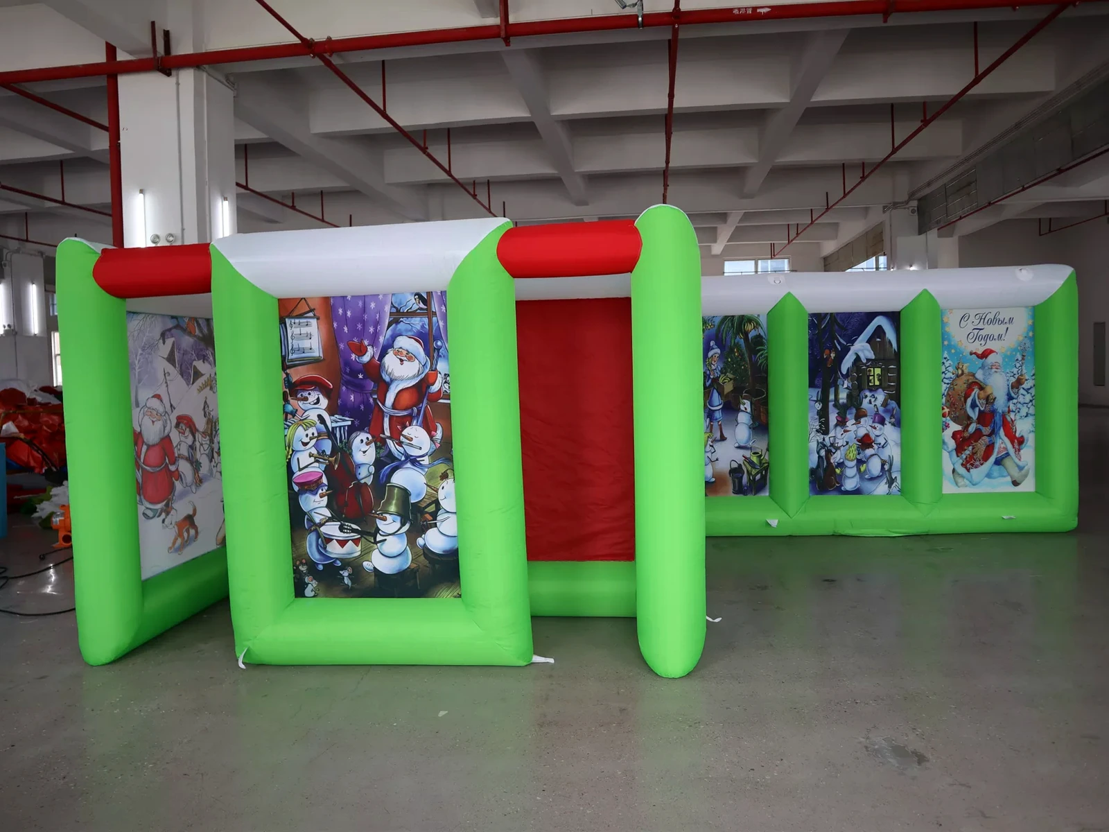 Commercial Inflatable Maze - Christmas Open Top 6x6x2m - 6 x 6 x 2m - P046 - product view 1