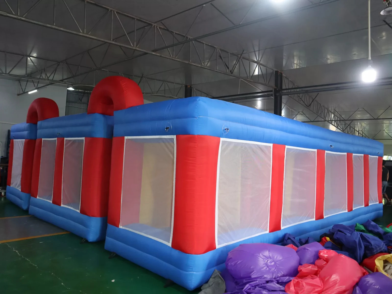 Commercial Inflatable Maze - Red Blue Mesh Double Arch - 7 x 7 x 2m - P059 - product view 1