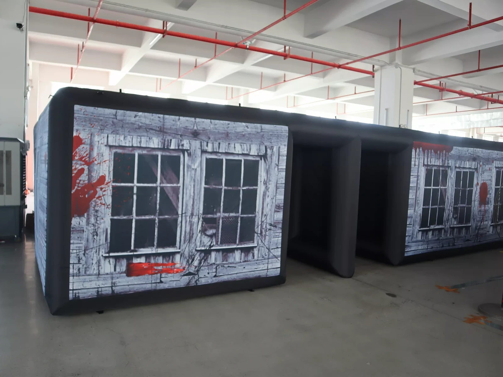 Commercial Inflatable Maze - Blood Window Fully Covered Dual Passage - product view 1