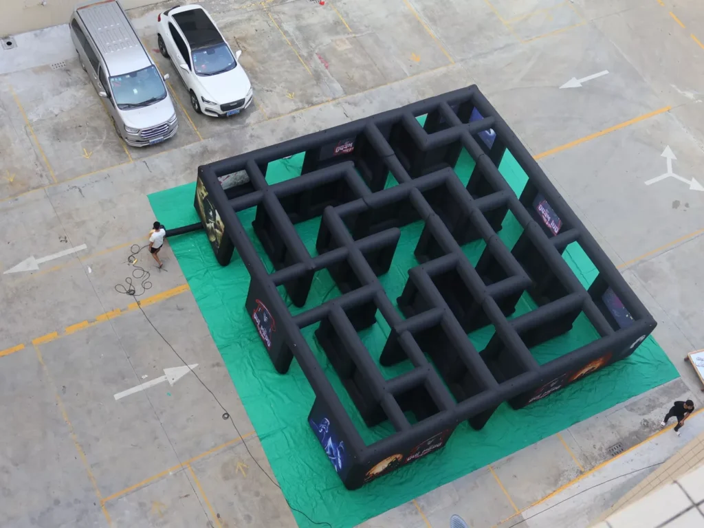 Air Science 10x10x2m Black Halloween Open-Top Inflatable Maze
