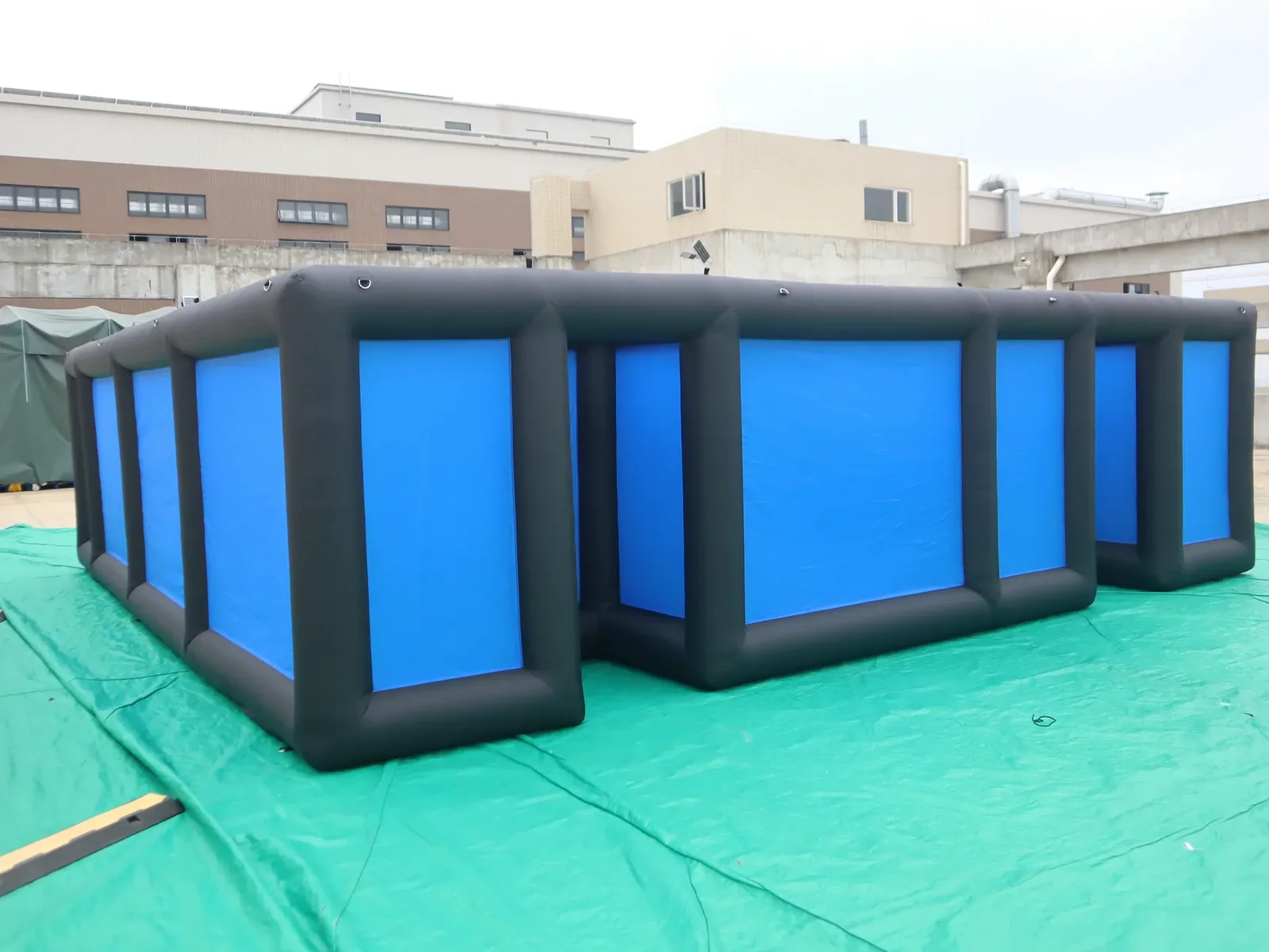 Air Science 7x7x2 black/blue open-top commercial inflatable maze - product view 1