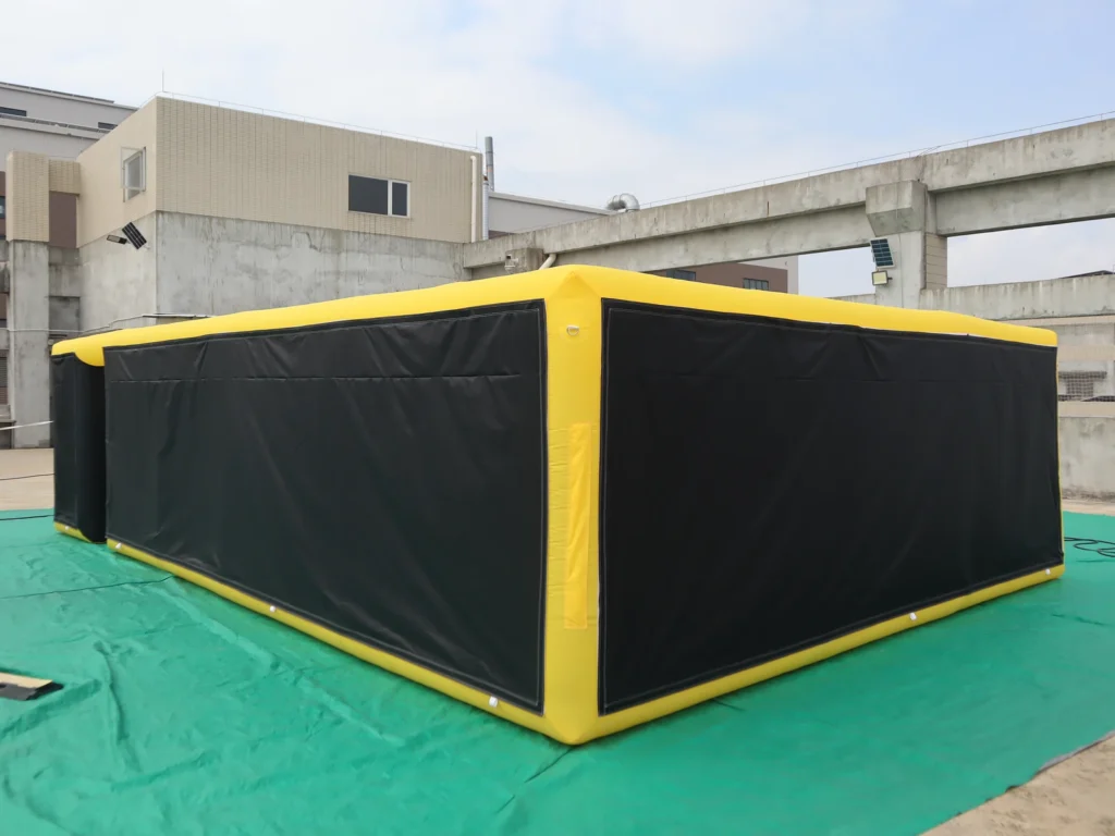 air-science-p198-inflatable-maze-main-01