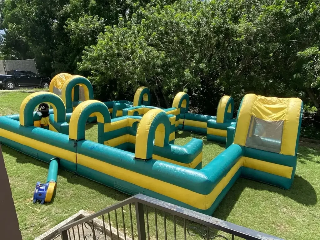 air-science-p206-inflatable-maze-main-01